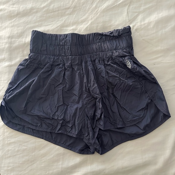 FP Movement. The way home short, size medium. - Picture 2 of 3